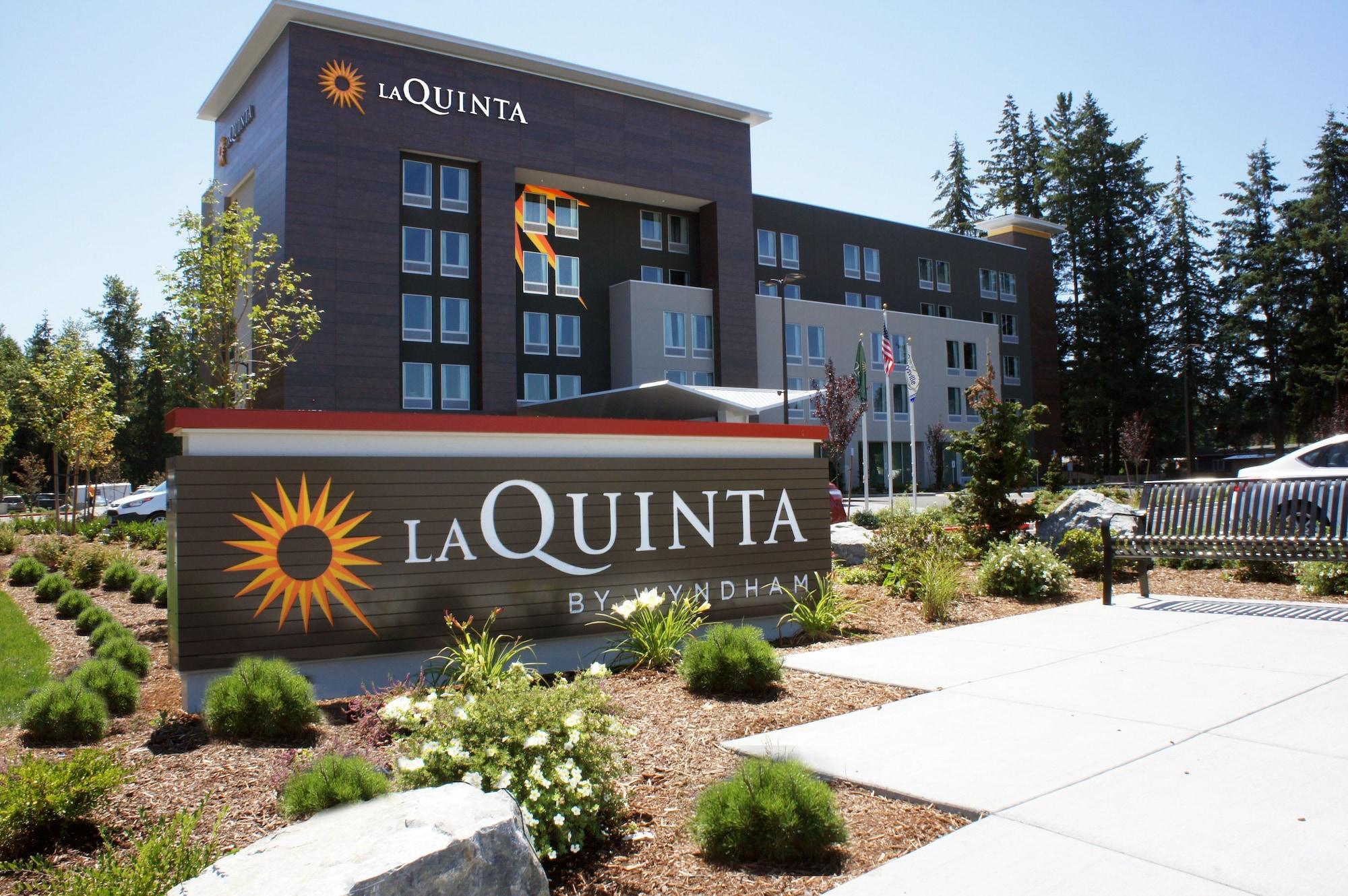 La Quinta Inn & Suites By Wyndham Marysville Esterno foto
